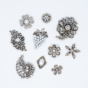 Bulk Vintage Brooches and Embellishments with Pearls for Weddings and Crafts