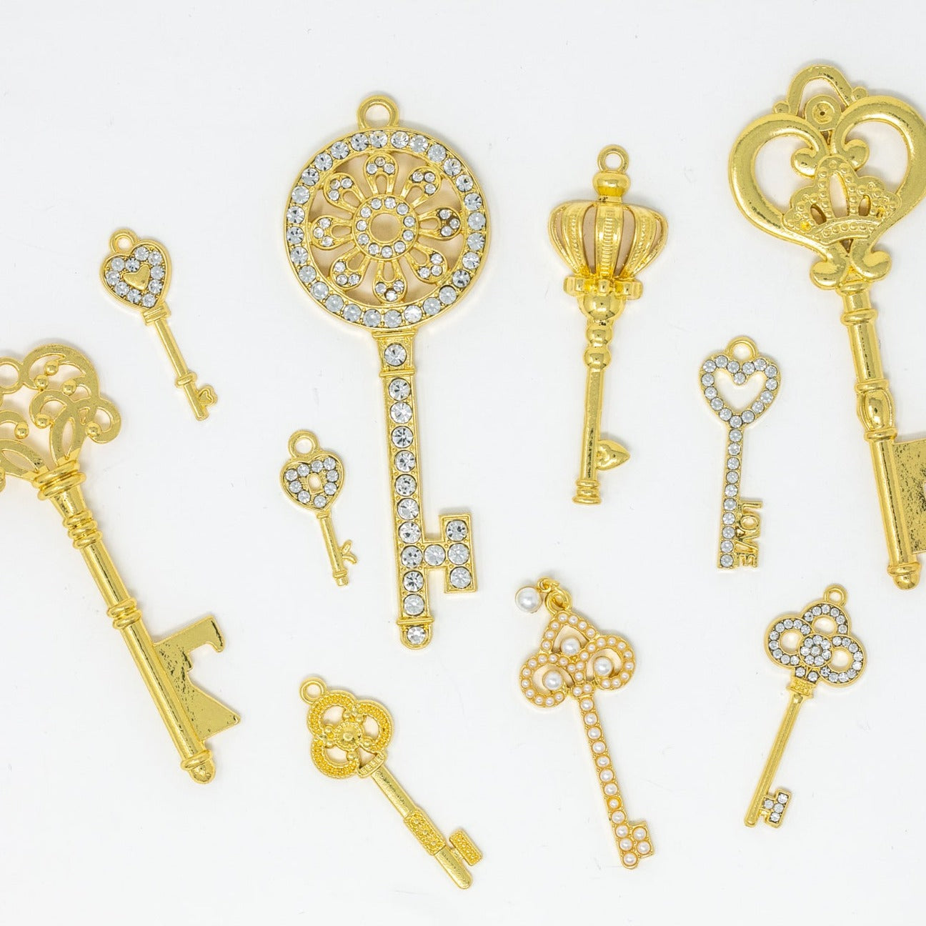 gold vintage key embellishments for crafts weddings and decor DIYs